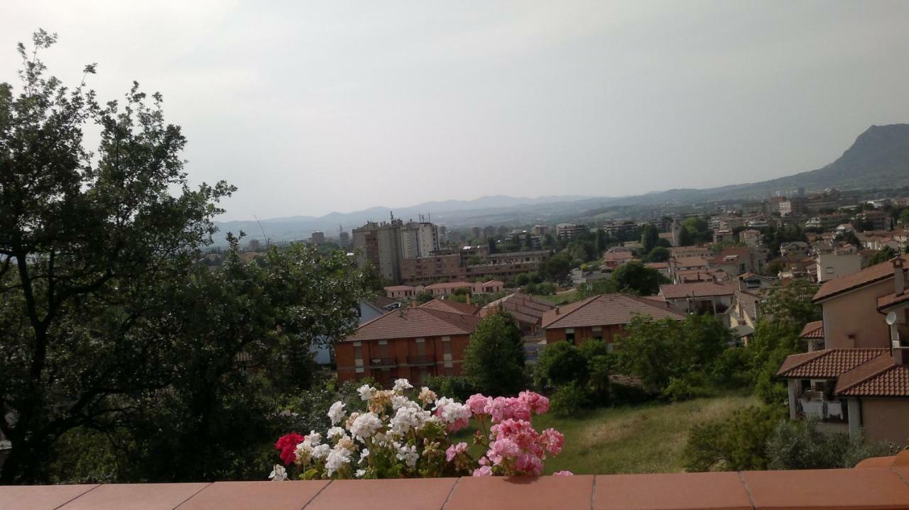 Appartamento Relax Terni Bagian luar foto