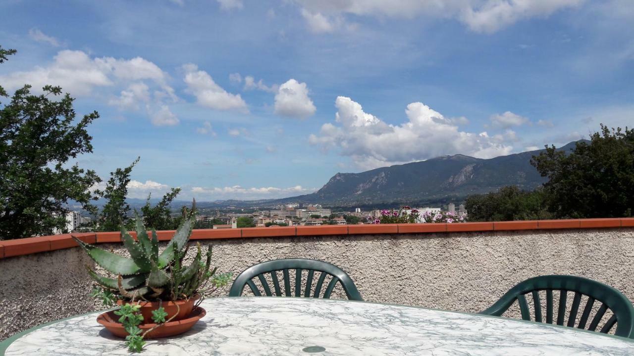 Appartamento Relax Terni Bagian luar foto
